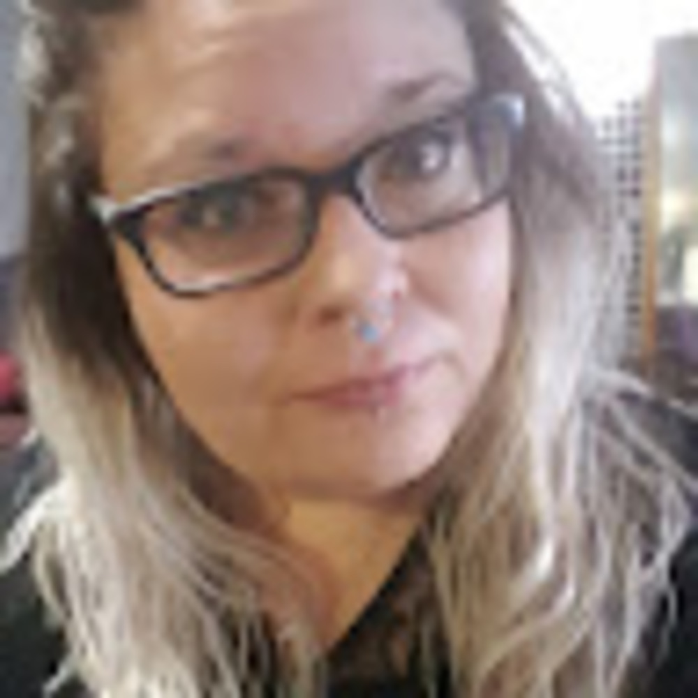 Meet your Posher, Nadia